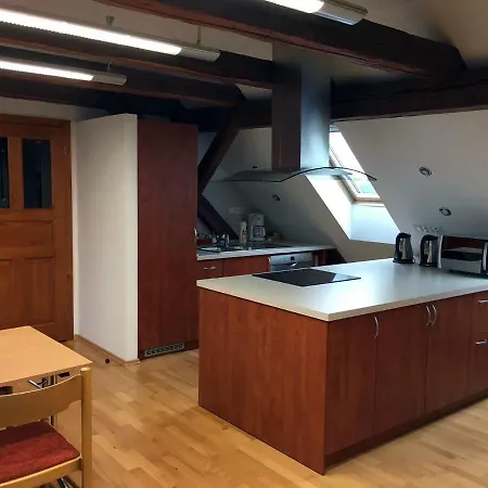 Apartman * Hukvaldy
